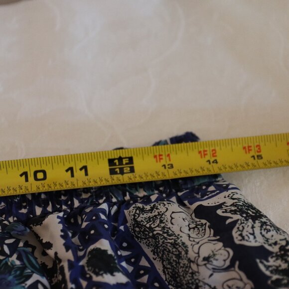 Daniel Caron 100% Silk Shorts Size M - Picture 10 of 10